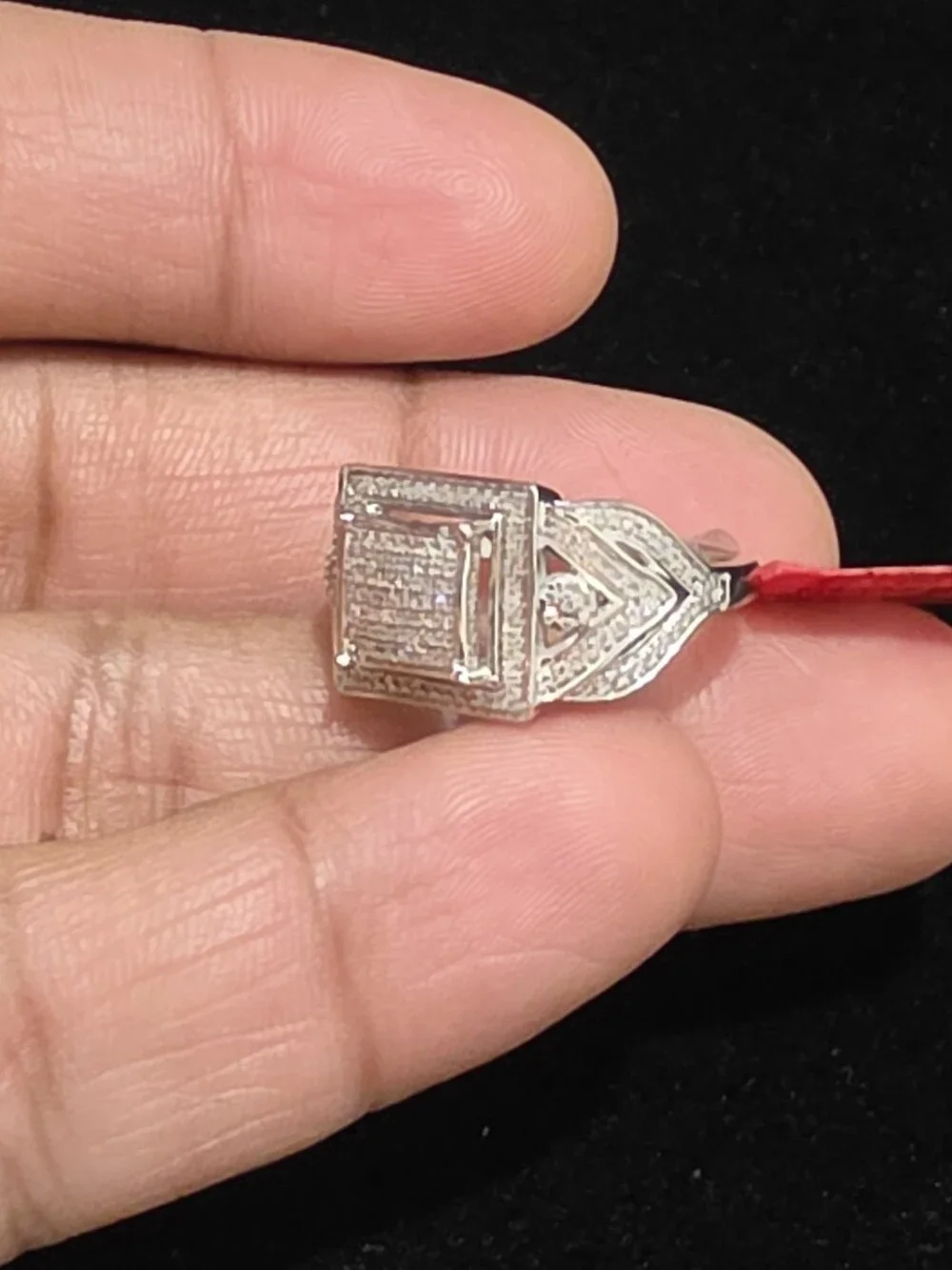 10kt Whitegold Diamond Ring